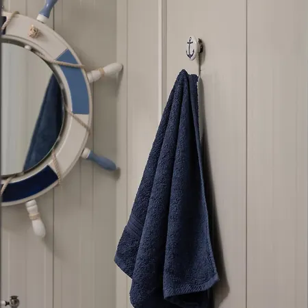 Nautical Торони